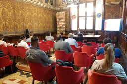 conferenza stampa camera di commercio di bologna - presidente Veronesi conferenza stampa camera di commercio di bologna - presidente Veronesi