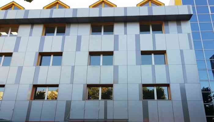 Foto della nuova sede della Camera di Commercio di Bologna in Via Marco Emilio Lepido 178