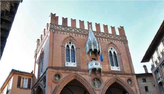 IL 3 GIUGNO ED IL 31 OTTOBRE 2022 GLI UFFICI DELLA CAMERA DI COMMERCIO DI BOLOGNA SARANNO CHIUSI