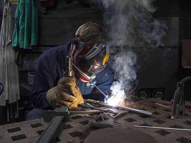 Nati-mortalità imprenditoriale bolognese 2025 - saldatore Nati-mortalità imprenditoriale bolognese 2025 - saldatore