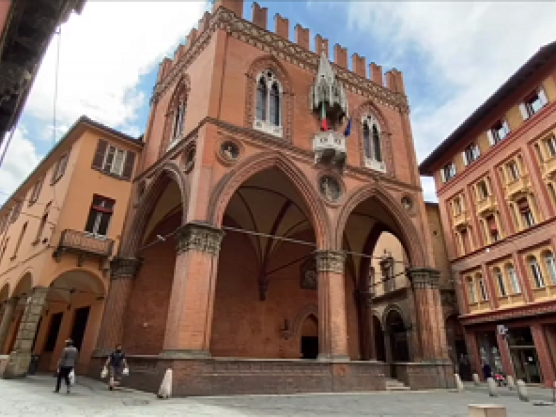 Approvato il bilancio preventivo - foto palazzo mercanzia